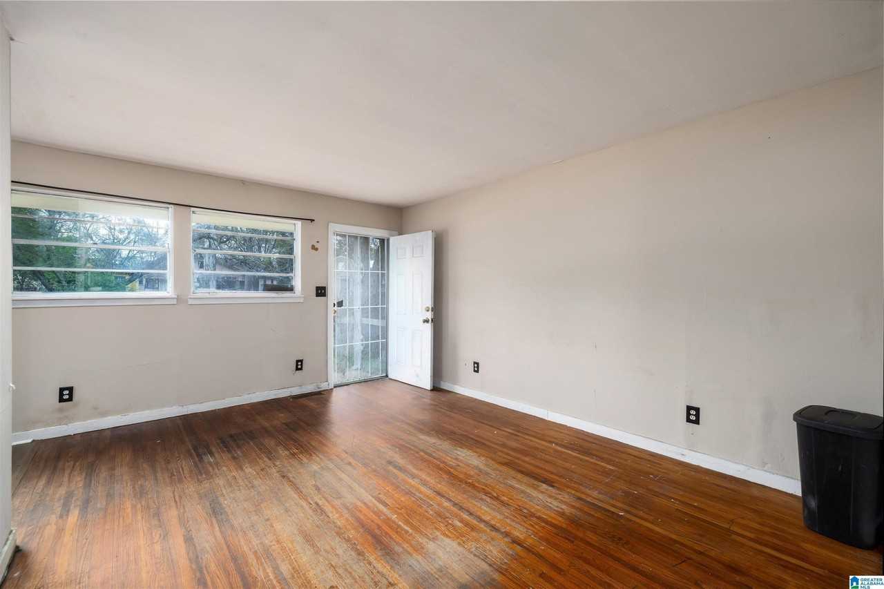 2225 Beulah Ave Sw - Photo 5 of 16