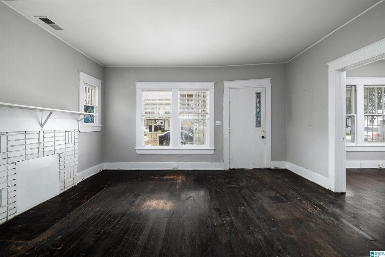 129 68th St N - Photo 6 of 21