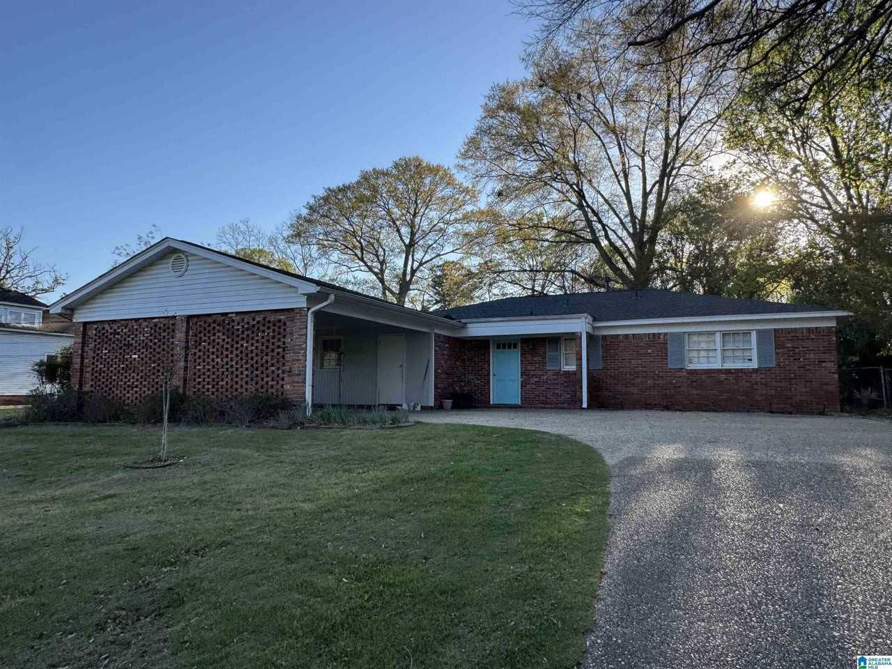 1426 Main Ave - Photo 2 of 26