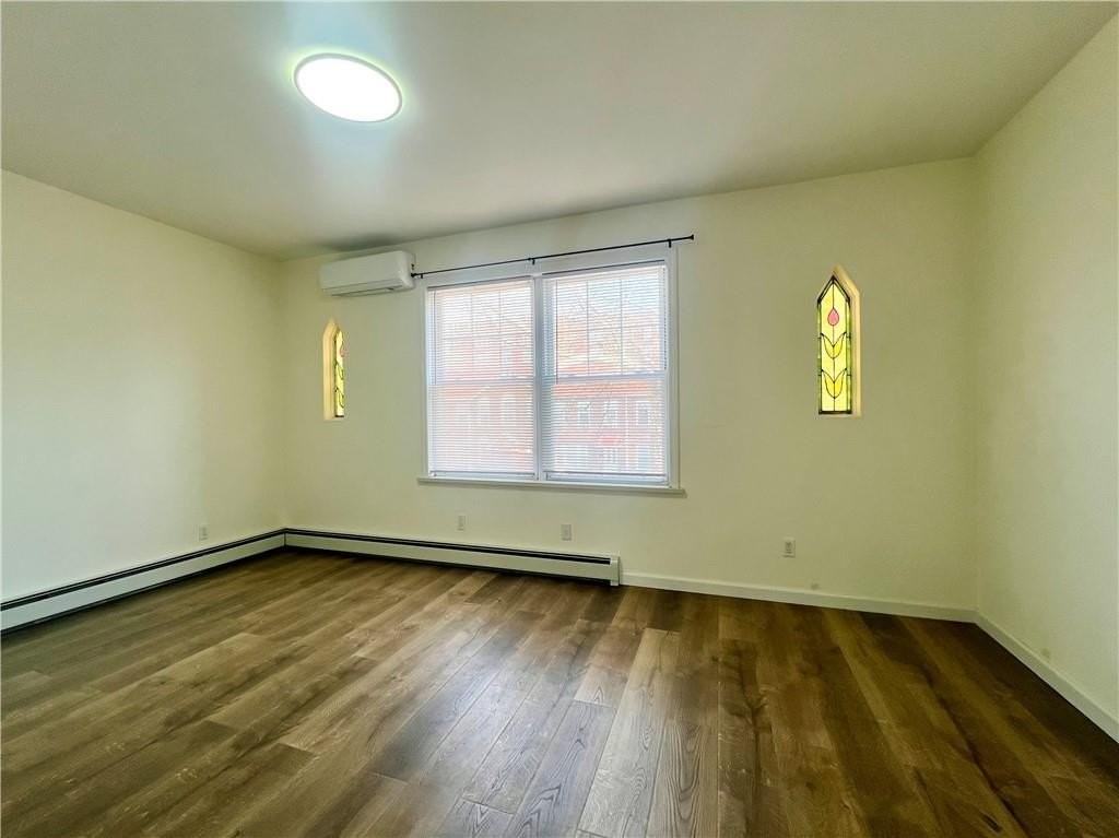 1932 E 29th St #2 - Photo 2 of 7