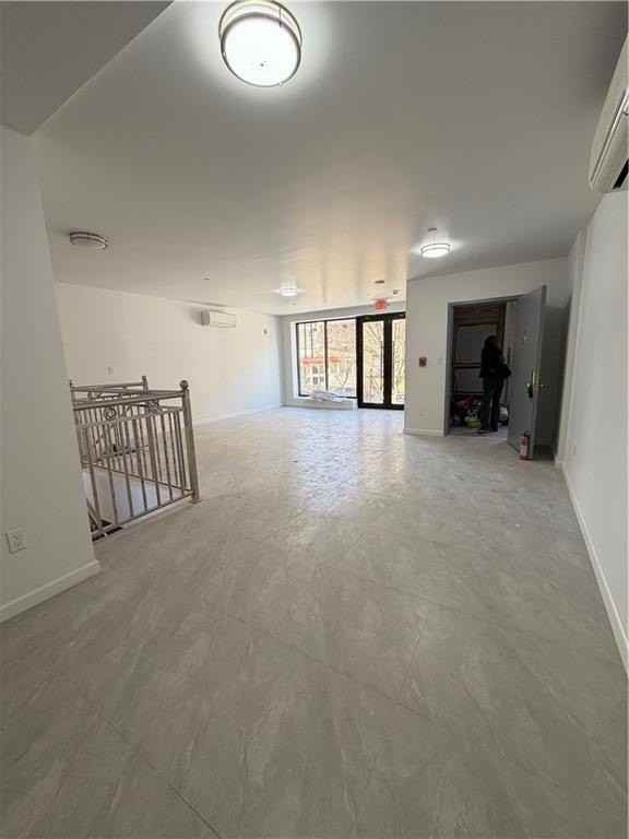 1046 E 15th St - Photo 2 of 11