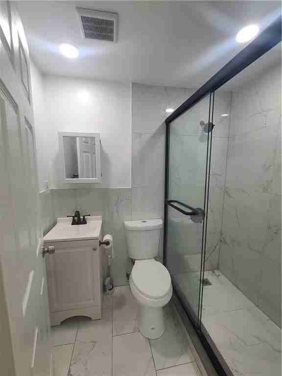 179 Newport St #2 - Photo 6 of 8