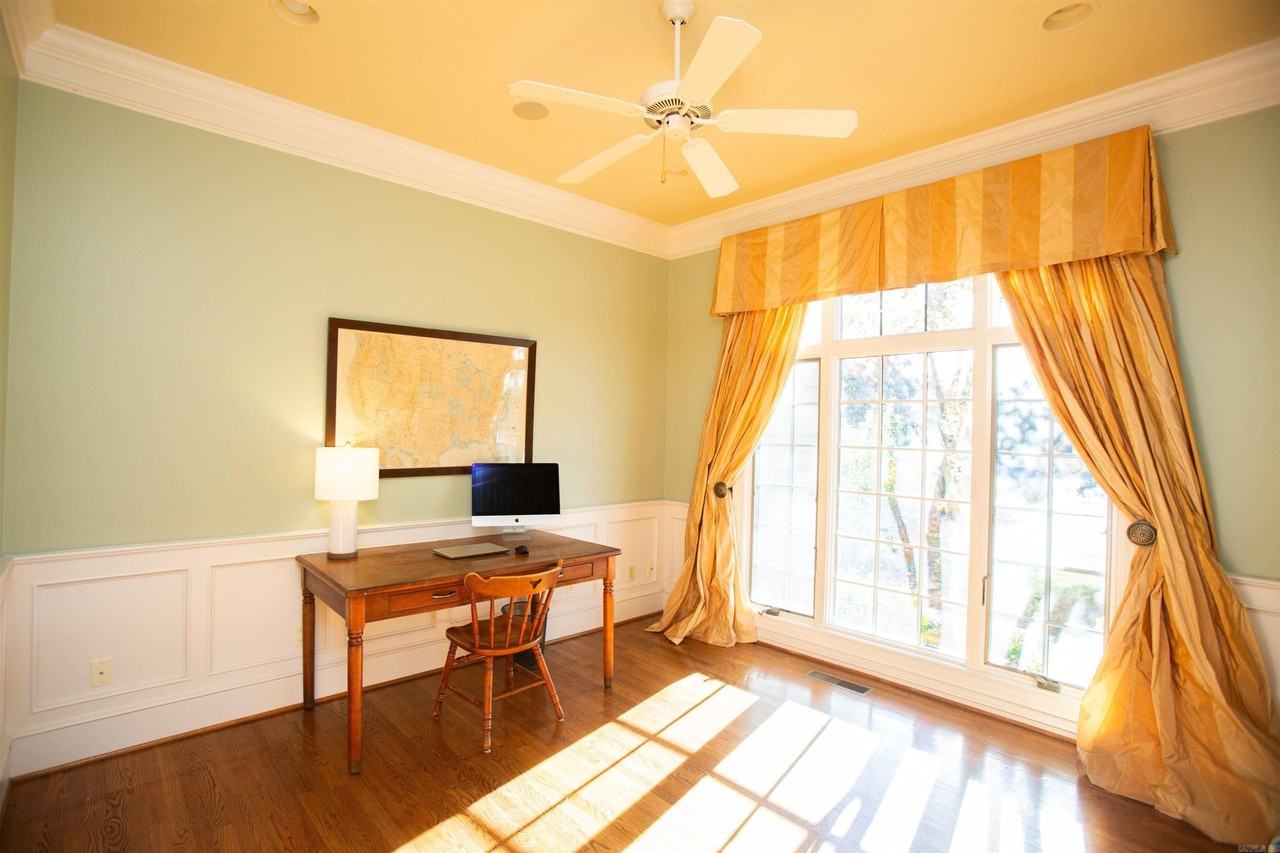 12 Witry Ct - Photo 7 of 50