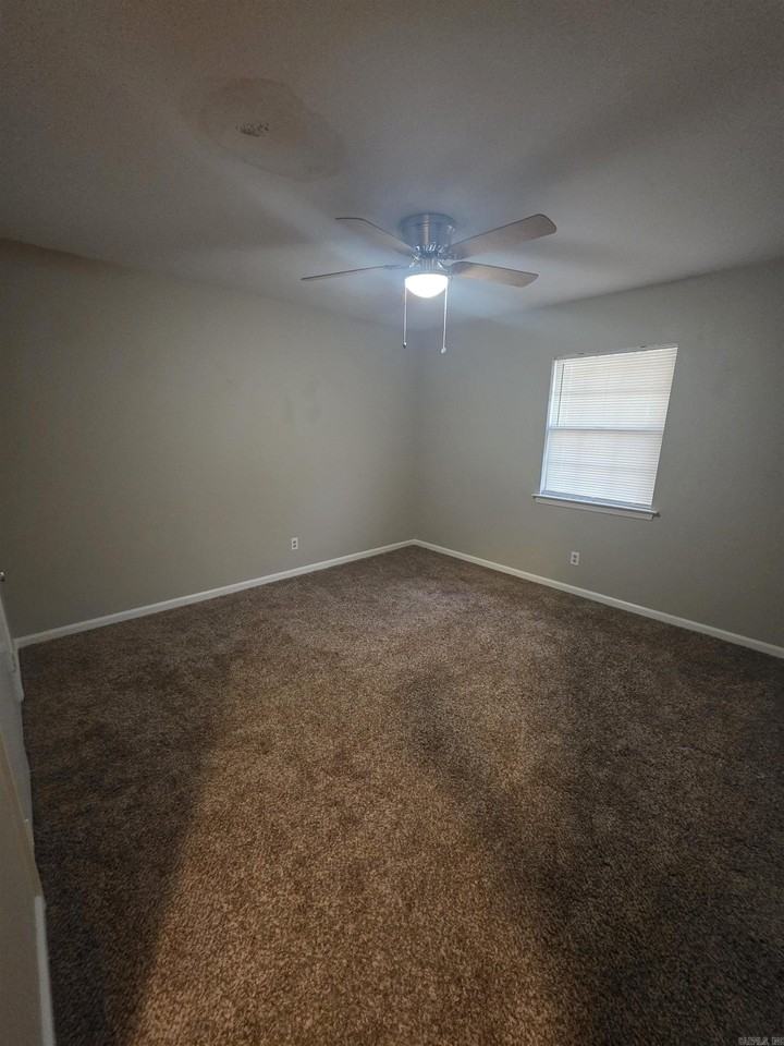 1616 Skyline Dr - Photo 6 of 6