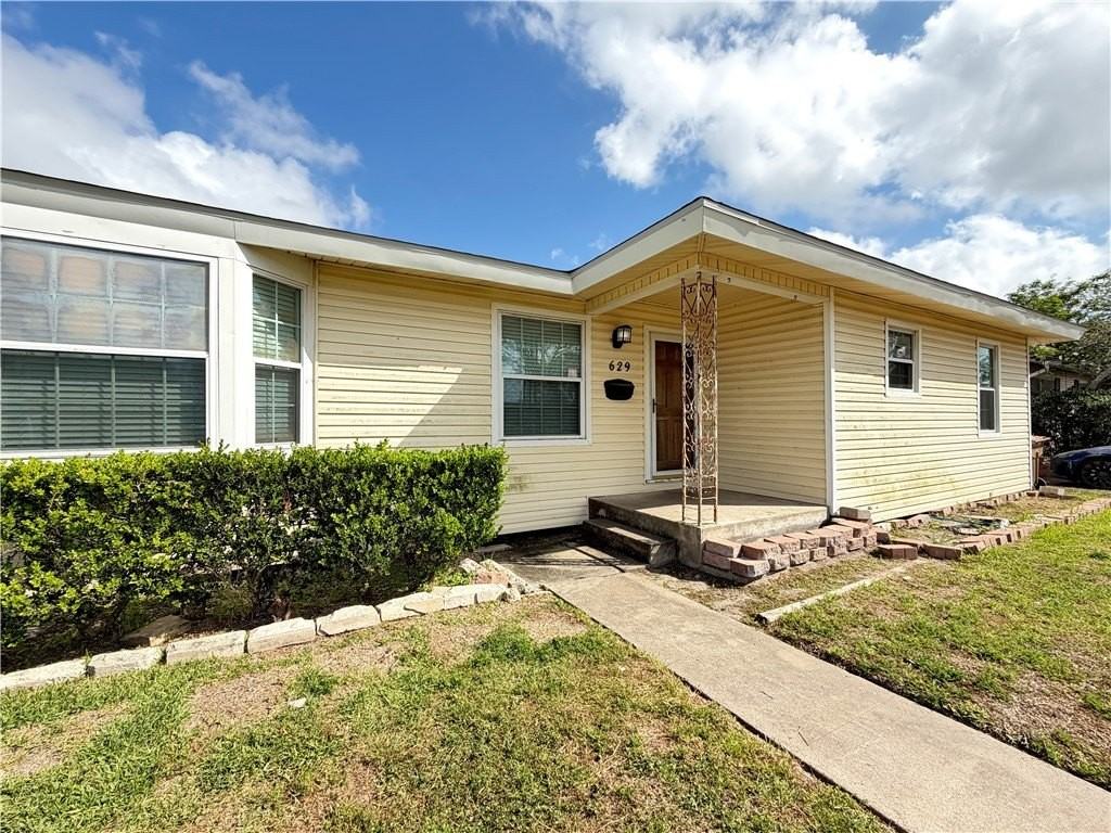 629 Sheridan Dr - Photo 2 of 24