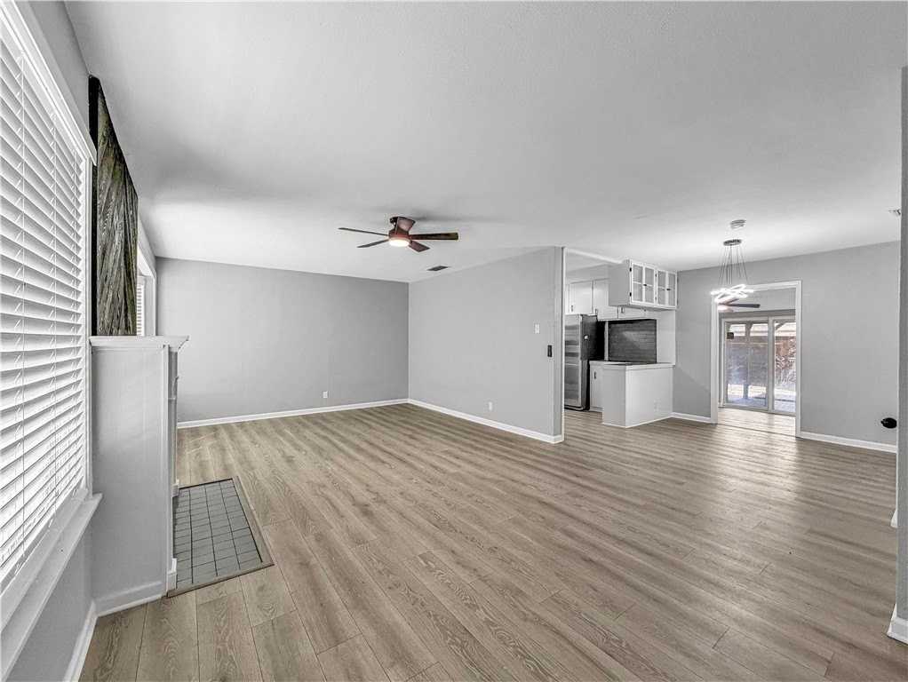 629 Sheridan Dr - Photo 3 of 24