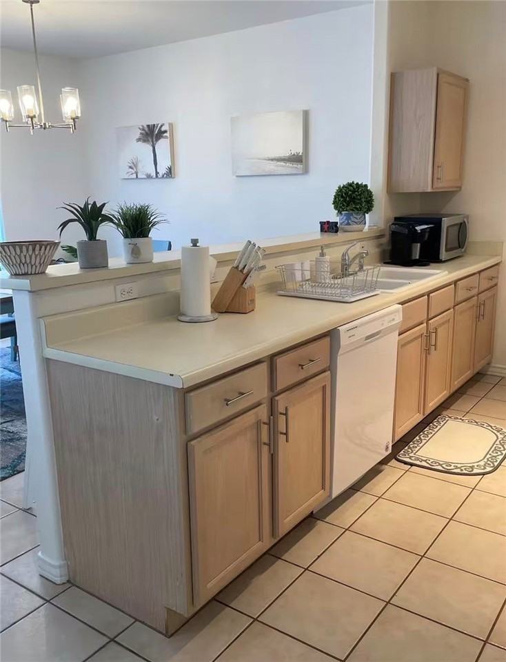 15437 Palmira Ave Apt A - Photo 6 of 17