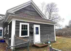 470 E Falmouth Hwy Apt A #Apt A - Photo 1 of 1