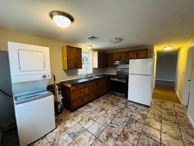 470 E Falmouth Hwy Apt A - Photo 2 of 13