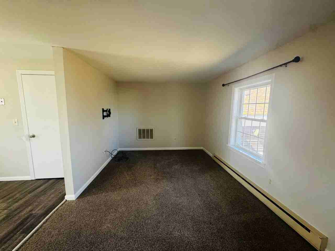 470 E Falmouth Hwy Apt D - Photo 7 of 8