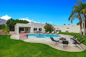 featured image of 2005 E Racquet Club Rd