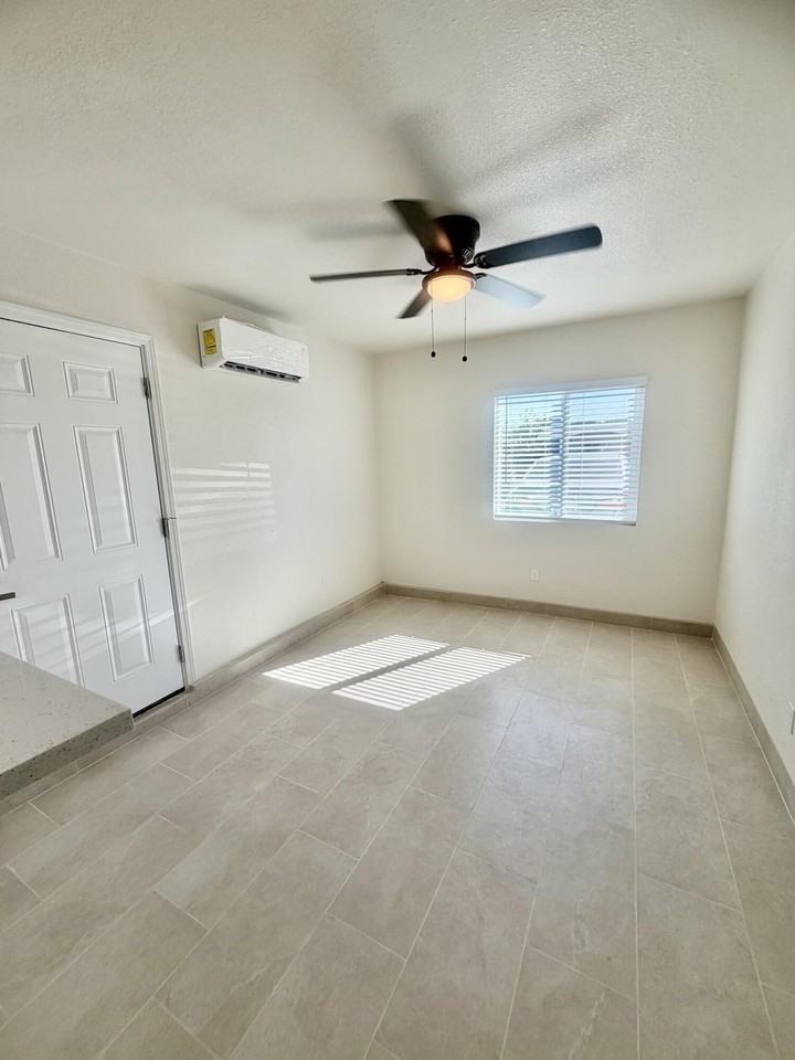 52443 Tripoli Way Unit B - Photo 6 of 8