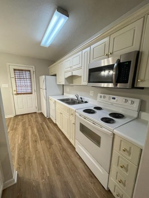 504 Edgecliff Ln #1 - Photo 6 of 21