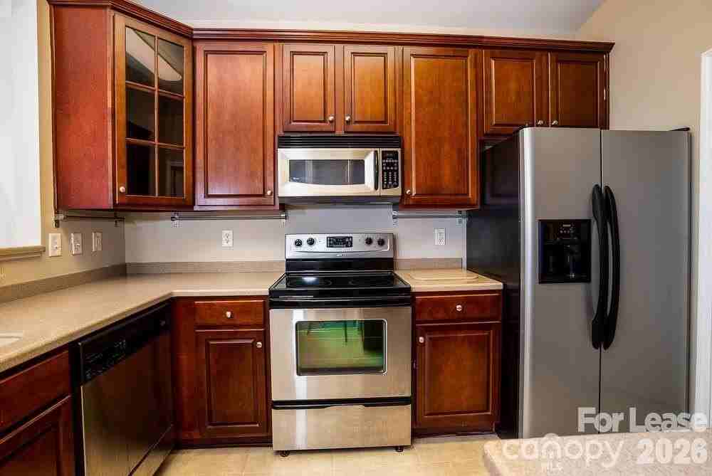 11733 Ridgeway Park Dr - Photo 6 of 16