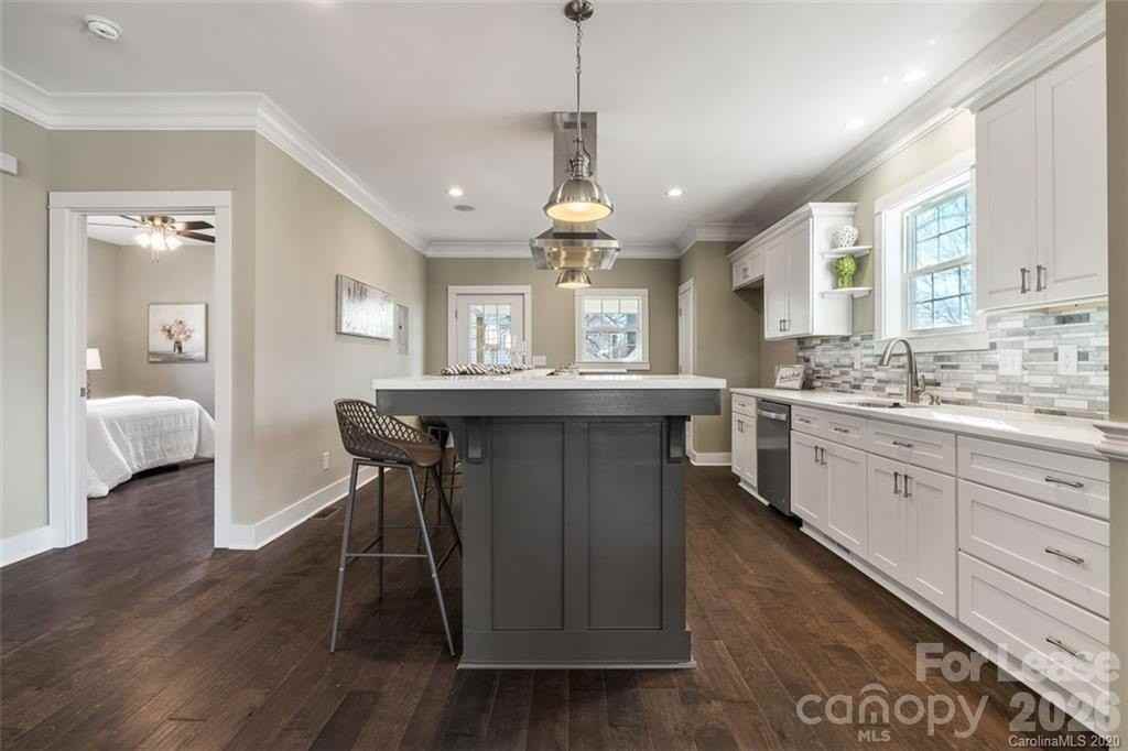 331 State St - Photo 6 of 21