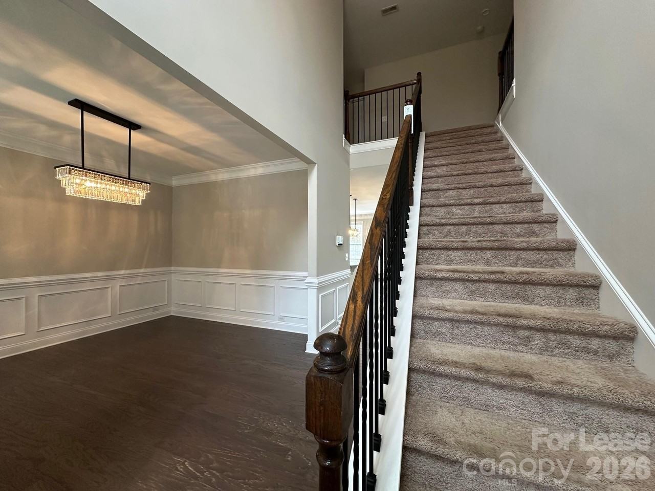 9407 Inverness Bay Rd - Photo 4 of 39