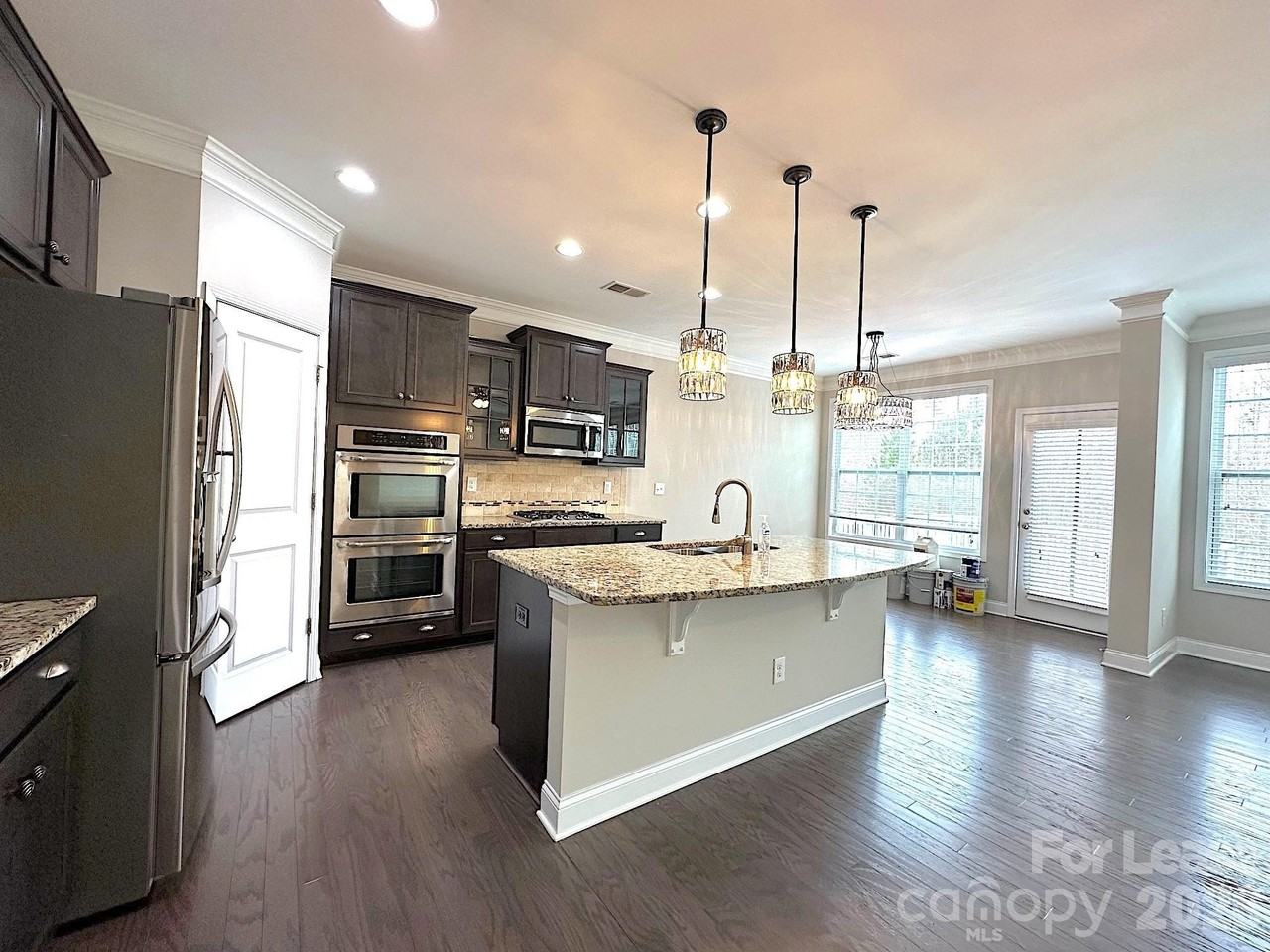 9407 Inverness Bay Rd - Photo 5 of 39