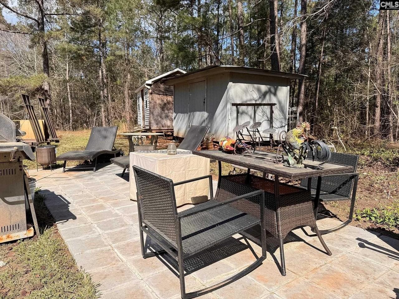 1253 Winterwood Rd - Photo 3 of 10