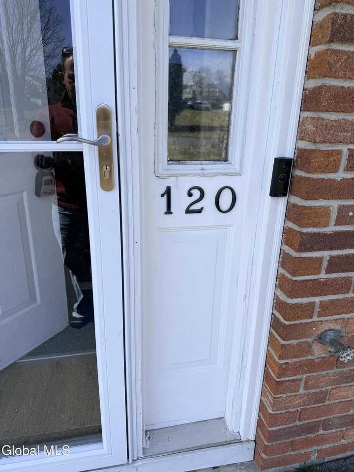 120 Donna Lynn Dr - Photo 2 of 50