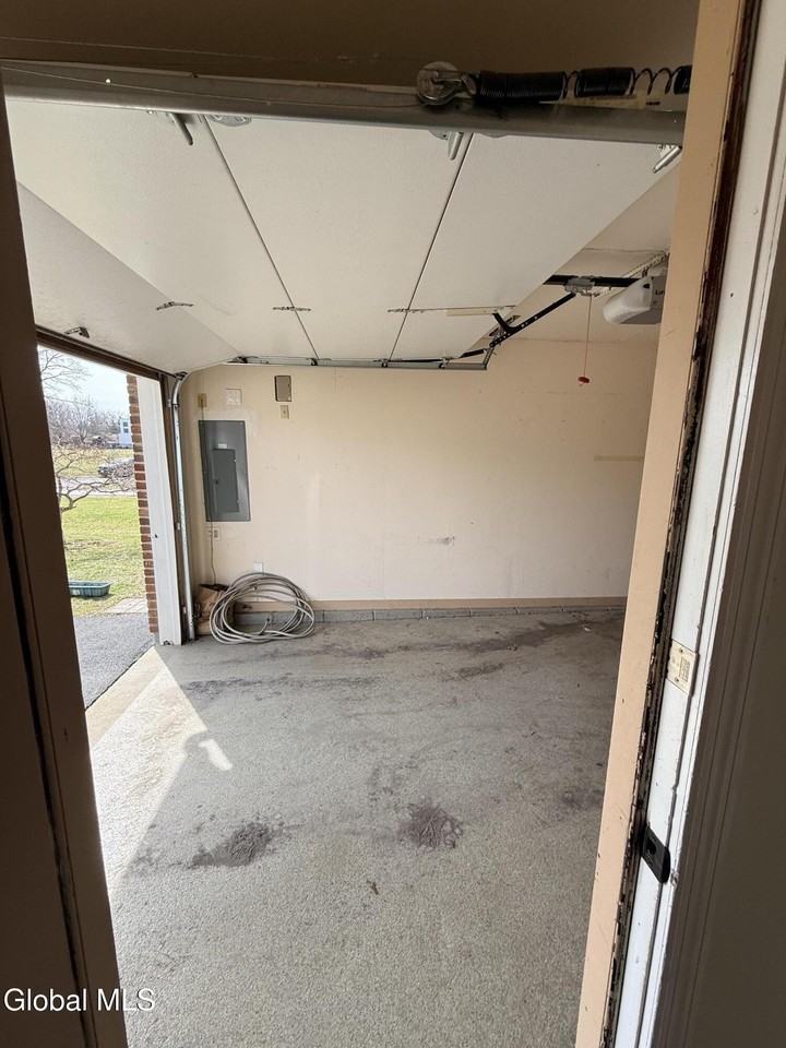 120 Donna Lynn Dr - Photo 7 of 50