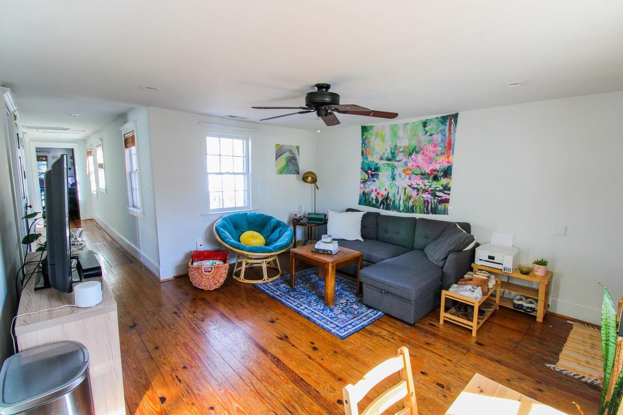 5 Kracke St Apt B - Photo 3 of 11