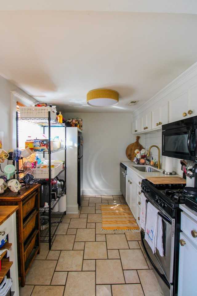 5 Kracke St Apt B - Photo 4 of 11