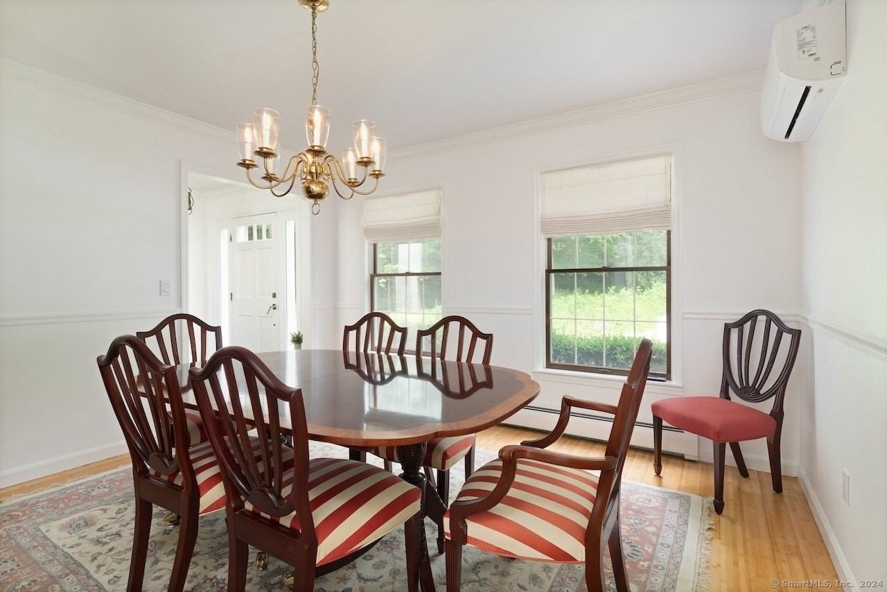 32 Burton Rd - Photo 7 of 24