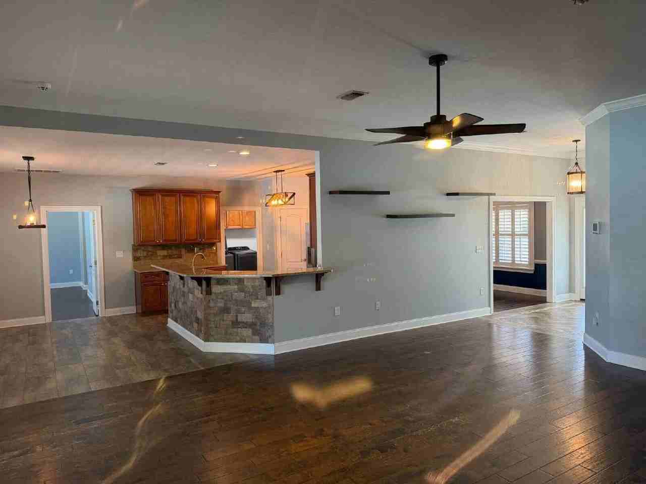 3467 Sparco Dr - Photo 7 of 21
