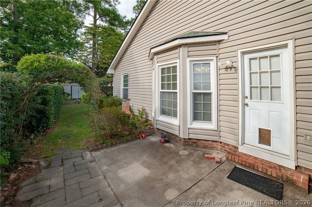 6440 Brookshire St - Photo 5 of 41