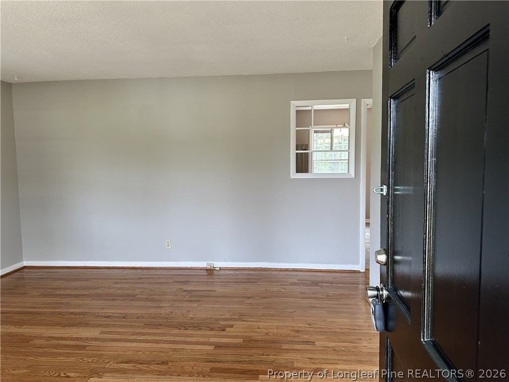 5622 Carson Dr - Photo 3 of 14