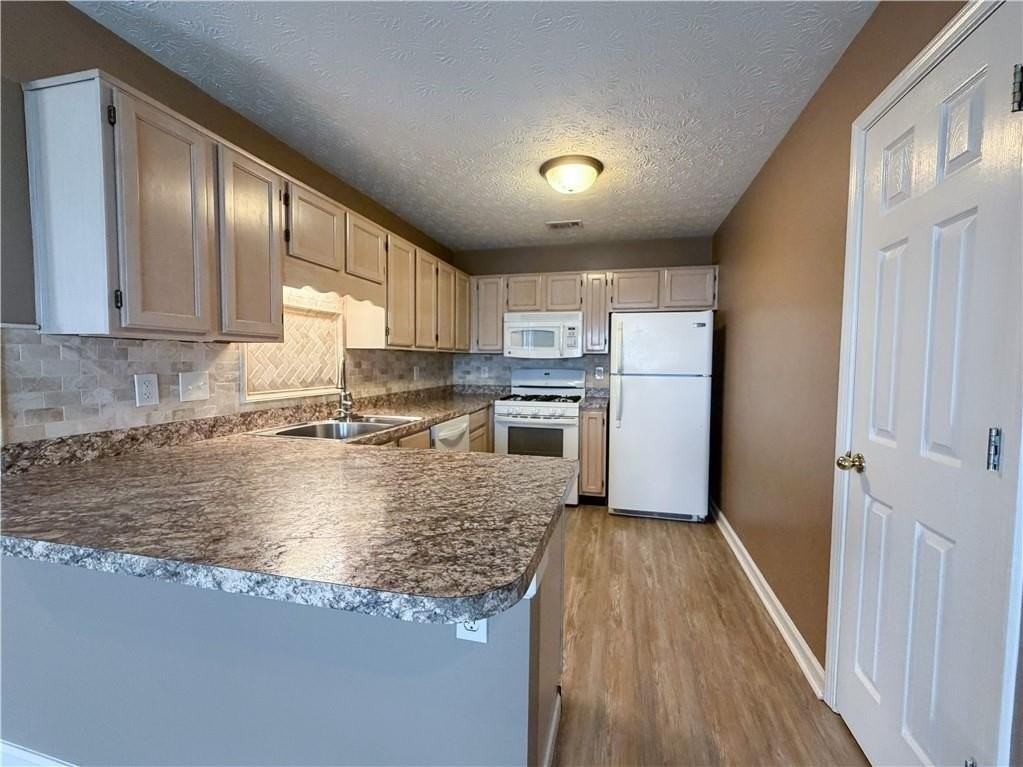 2711 Highland Rdg Nw - Photo 5 of 25