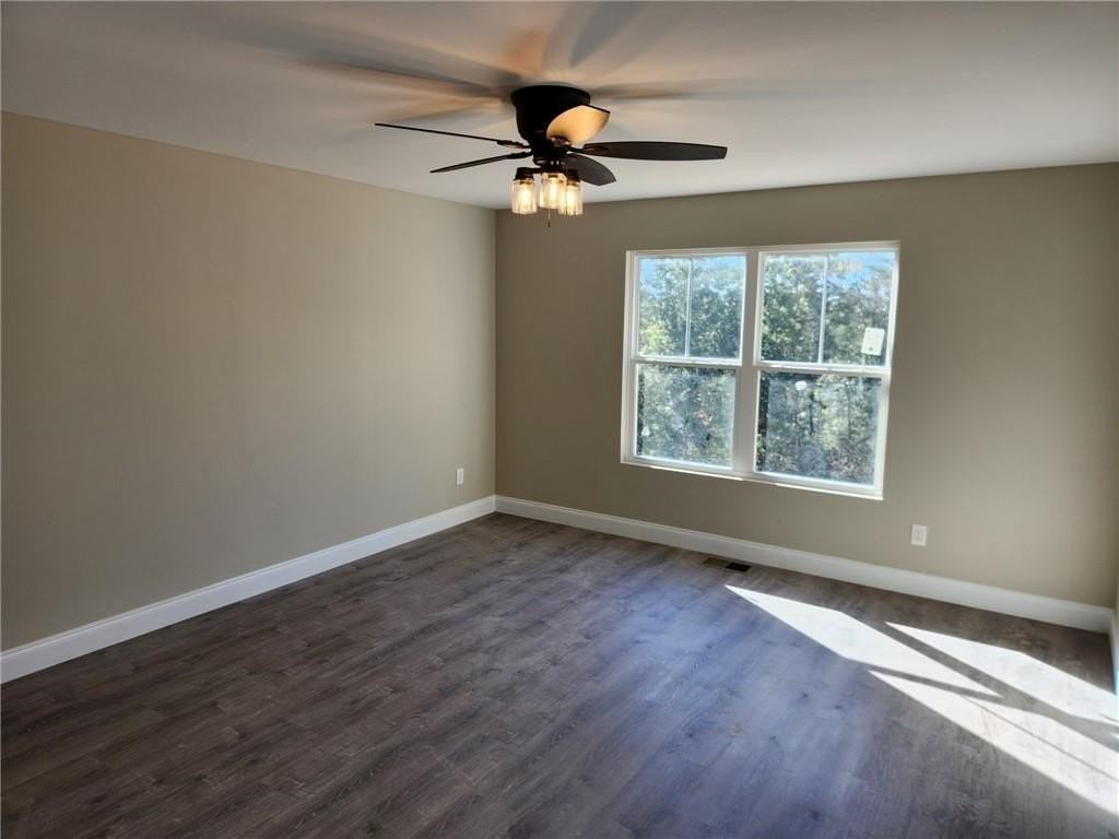 240 Grand Oak Ln - Photo 7 of 25