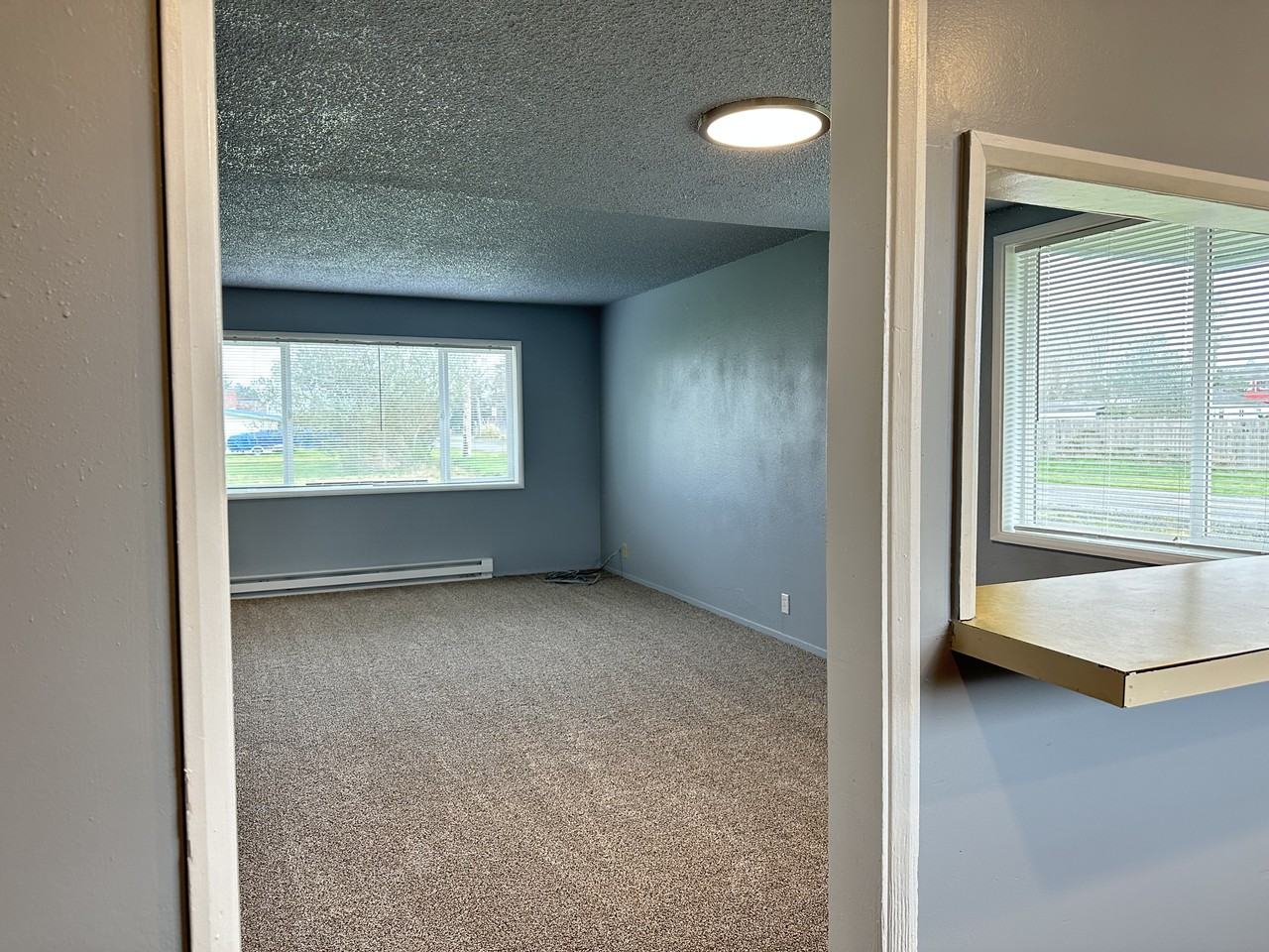 210 W Pacific Ave #1 - Photo 4 of 21