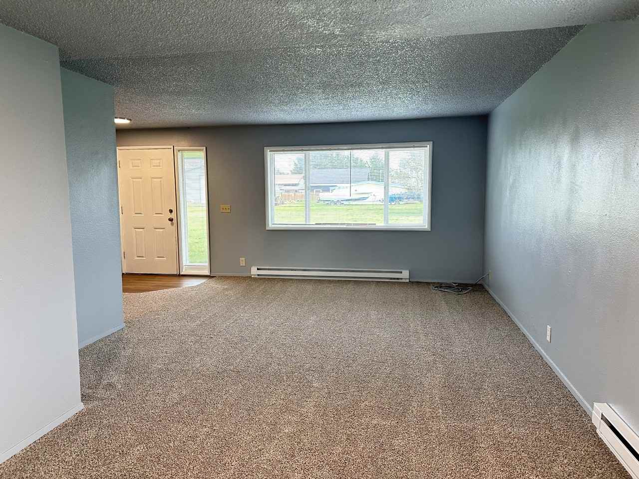 210 W Pacific Ave #1 - Photo 5 of 21