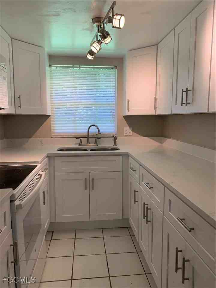 815 Courtington Ln Unit 2 #2 - Photo 2 of 9