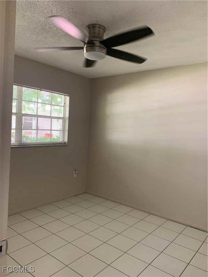 815 Courtington Ln Unit 2 #2 - Photo 6 of 9