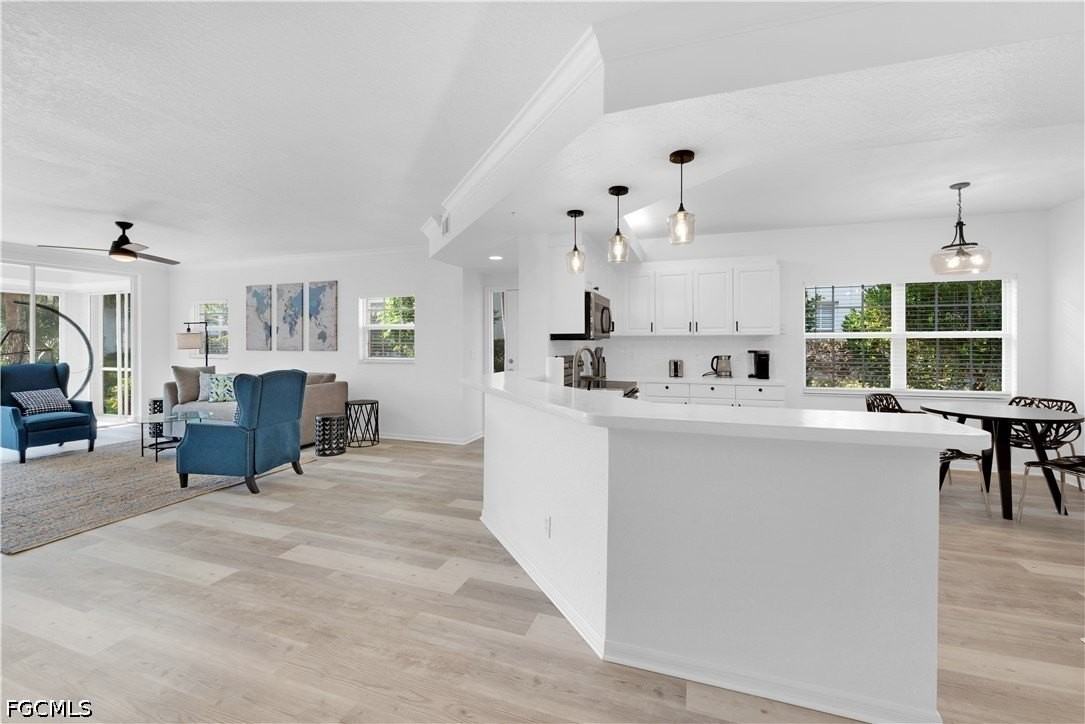 6800 Satinleaf Rd S Apt 104 - Photo 4 of 12