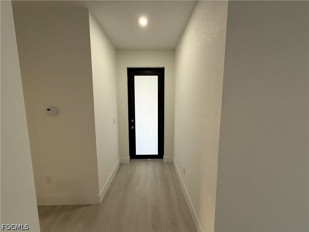 227 Hightower Ave S - Photo 5 of 16