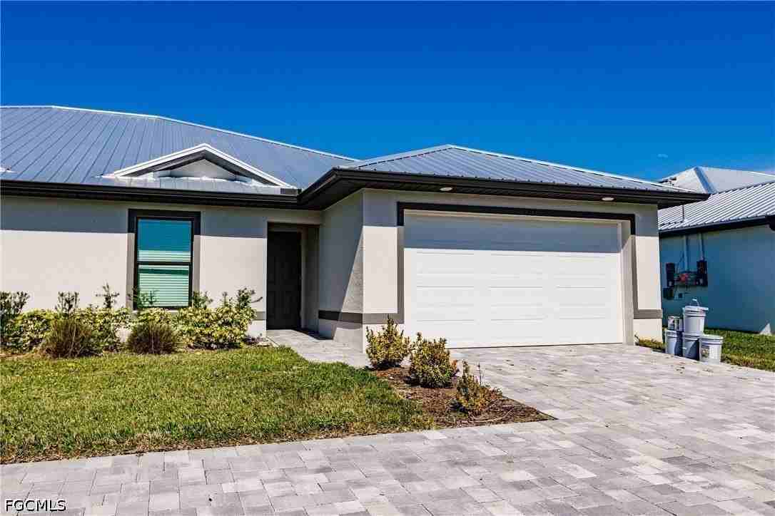 925 Se 14th St - Photo 4 of 32