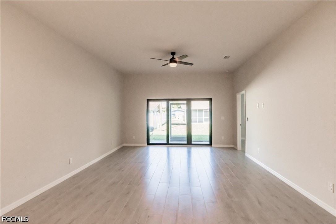 925 Se 14th St - Photo 7 of 32