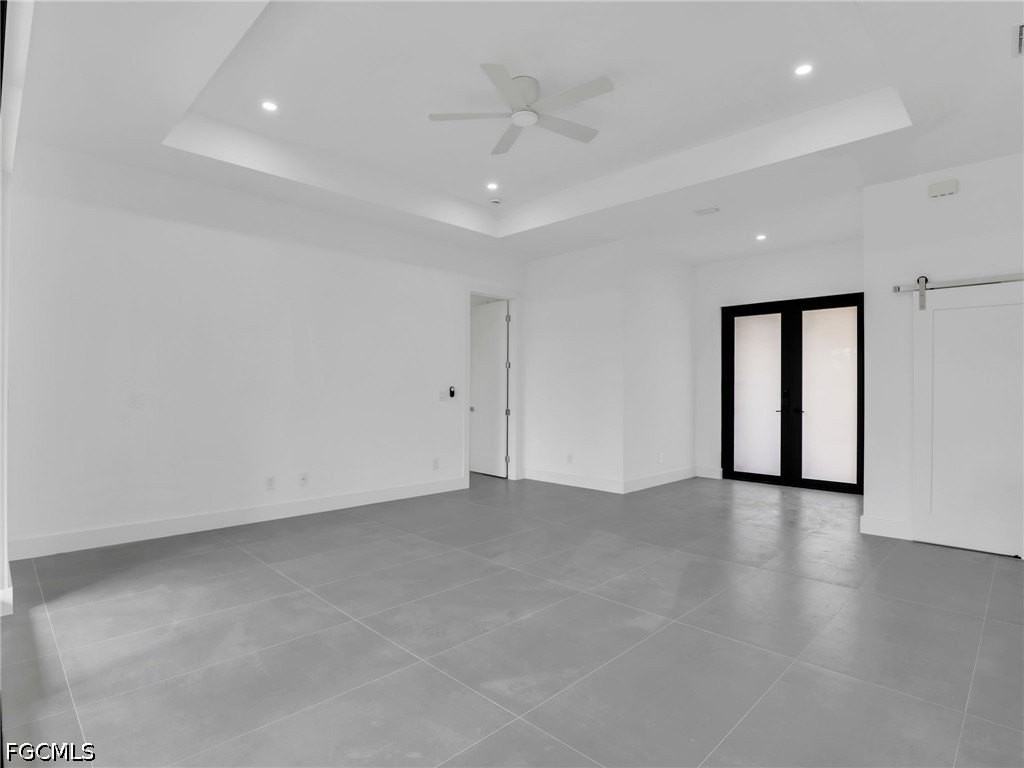 11161 Carnegie Ave - Photo 7 of 28