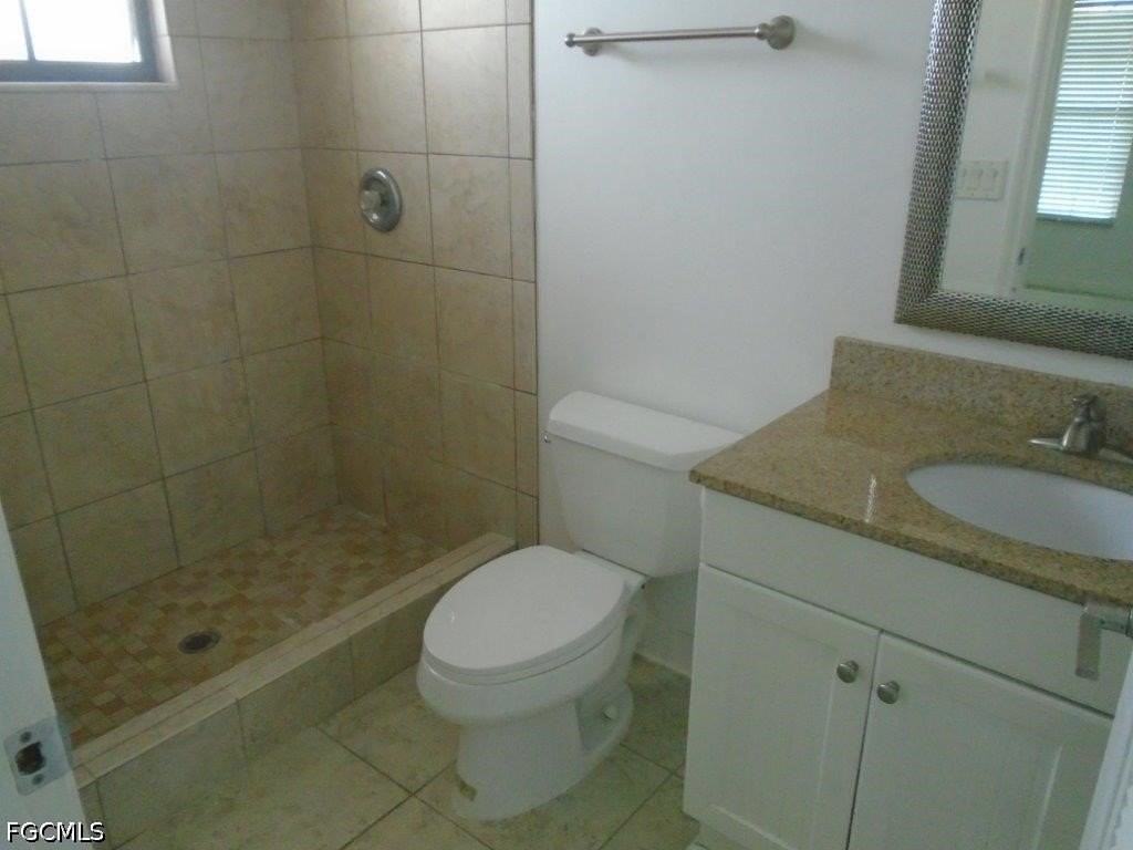 1228 Sw Trafalgar Pkwy Unit 1228 - Photo 7 of 11