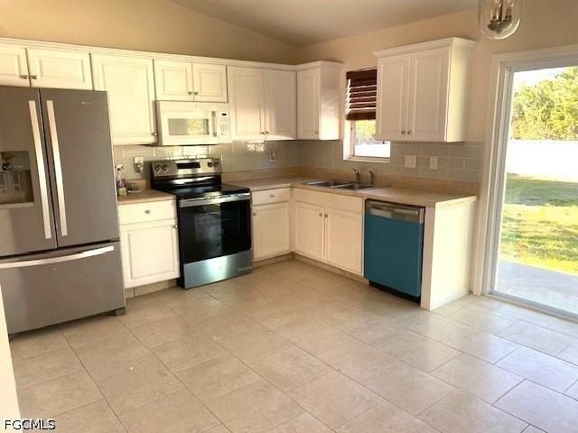 5212 3rd St W - Photo 4 of 13