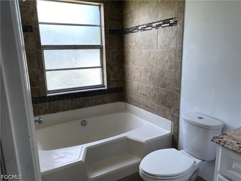 5212 3rd St W - Photo 7 of 13