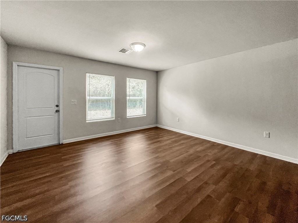 9177 Aegean Cir - Photo 7 of 46