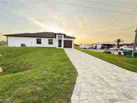 1253 Columbus Blvd - Photo 1 of 1