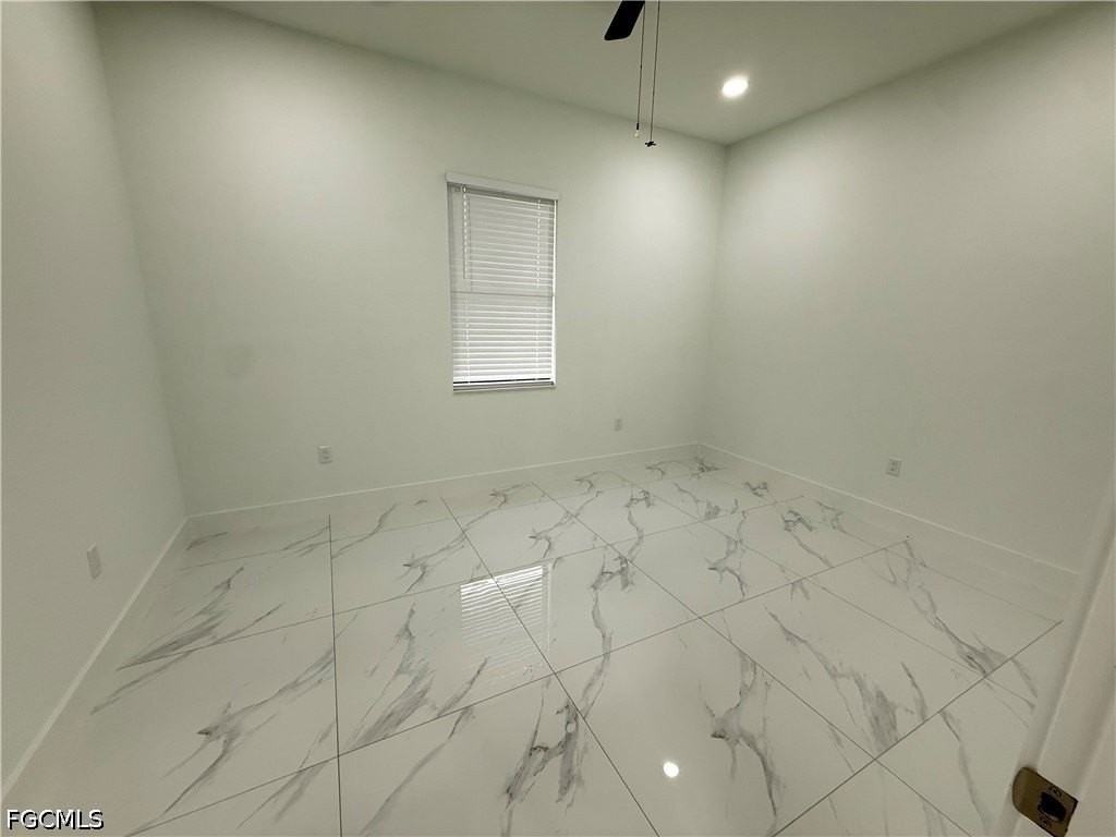 1253 Columbus Blvd - Photo 6 of 11