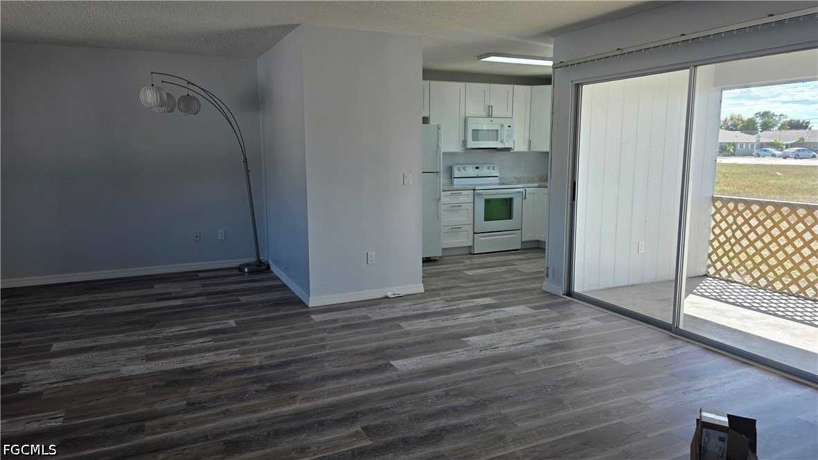 1214 Se 8th Ave Apt 4 - Photo 7 of 7