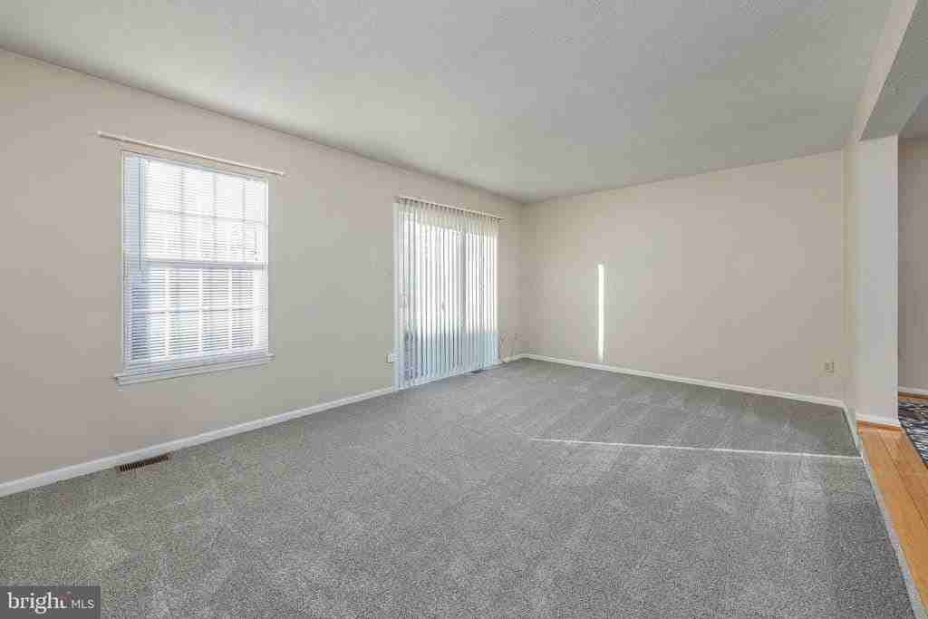 2 Andrew Ct - Photo 3 of 14