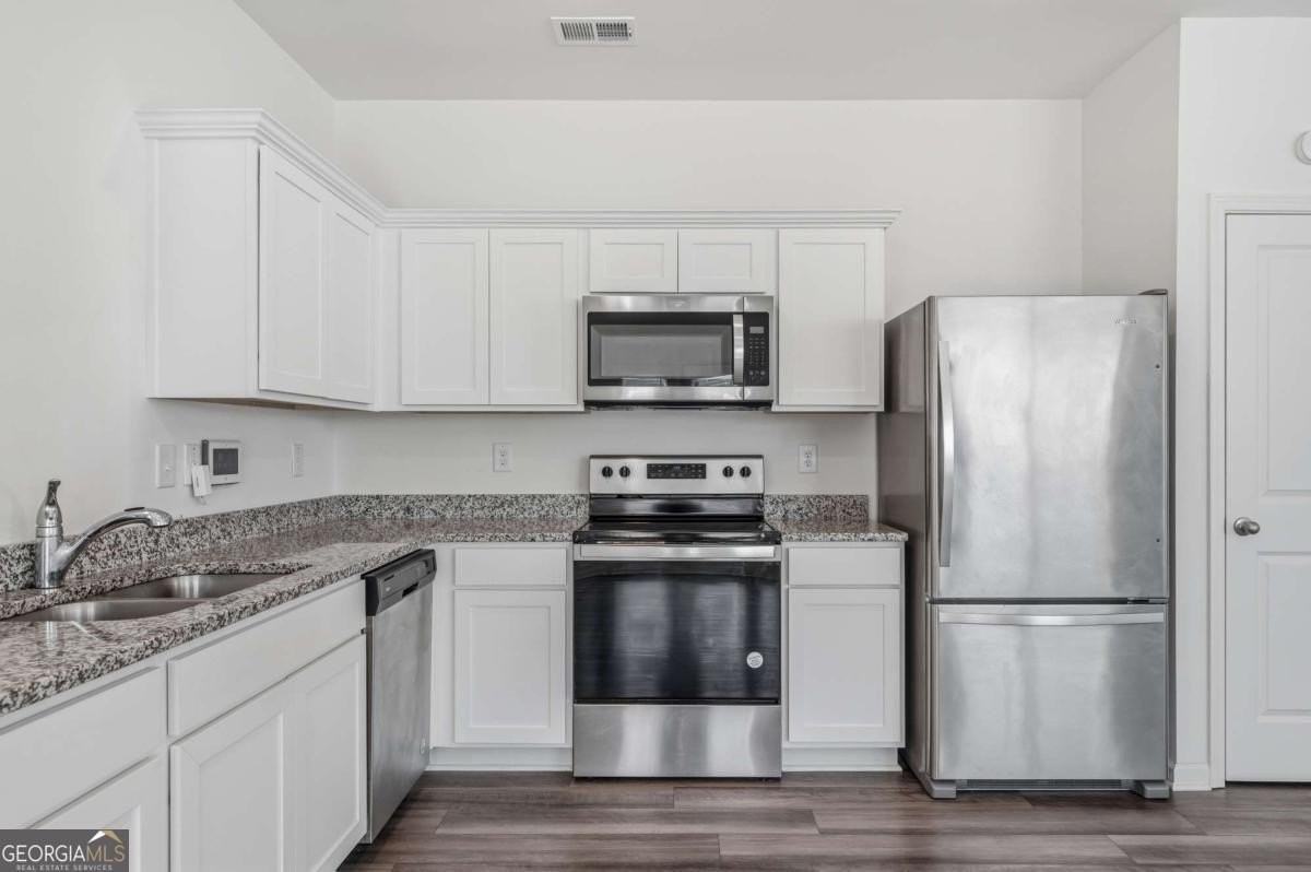 206 Fenchurch Way - Photo 7 of 26